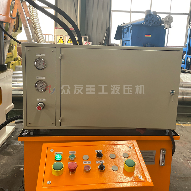 400噸多(duo)缸(gang)三樑四(si)柱液(ye)壓機(ji) 400T金(jin)屬(shu)冷壓成(cheng)型(xing)油(you)壓機