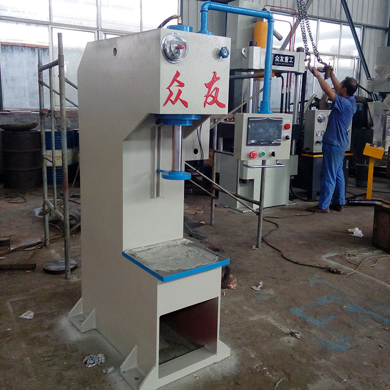 20T單臂(bi)液(ye)壓(ya)機(ji) 帶顯示屏 PLC控製(zhi)液壓(ya)機(ji) 20噸(dun)伺服(fu)液(ye)壓(ya)機(ji)