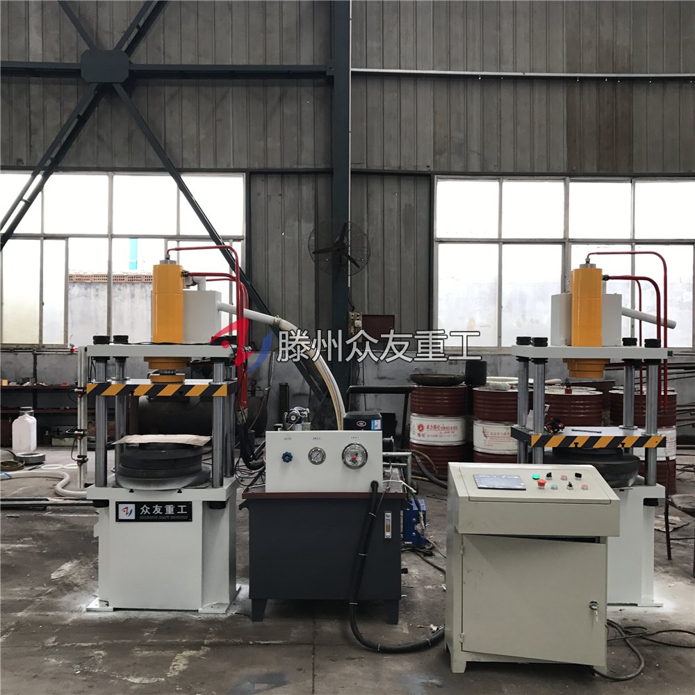 63噸快(kuai)速PLC係統液壓機 63T小型四(si)柱油壓機(ji)