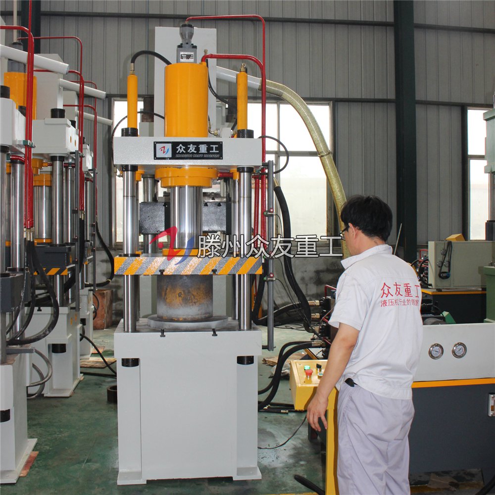 100噸伺服快速(su)液(ye)壓(ya)機 100T拉(la)伸(shen)油(you)壓機