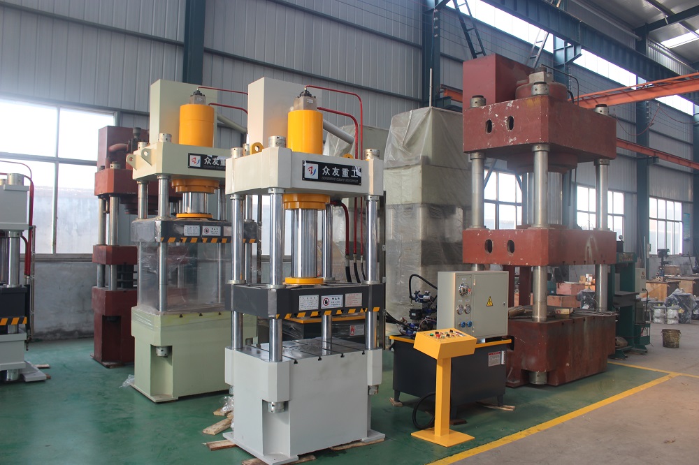 100噸(dun)三(san)樑四(si)柱(zhu)液壓機 100T拉伸(shen)成型(xing)油壓(ya)機