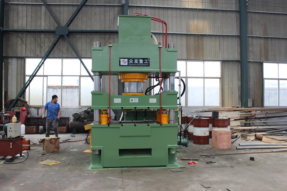 400噸三(san)樑(liang)四(si)柱(zhu)液(ye)壓(ya)機 400t快(kuai)速(su)落料油壓(ya)機