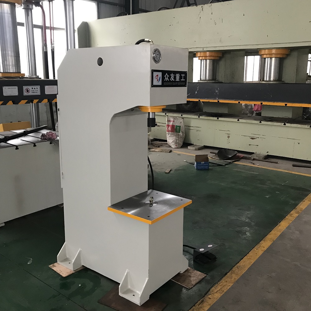 20噸(dun)單(dan)柱(zhu)液壓機 20T單(dan)臂油壓機 20噸(dun)壓(ya)裝液壓機(ji)