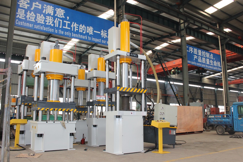 100噸四柱(zhu)液壓(ya)機(ji) 100t金(jin)屬(shu)拉伸成型油(you)壓(ya)機(ji)