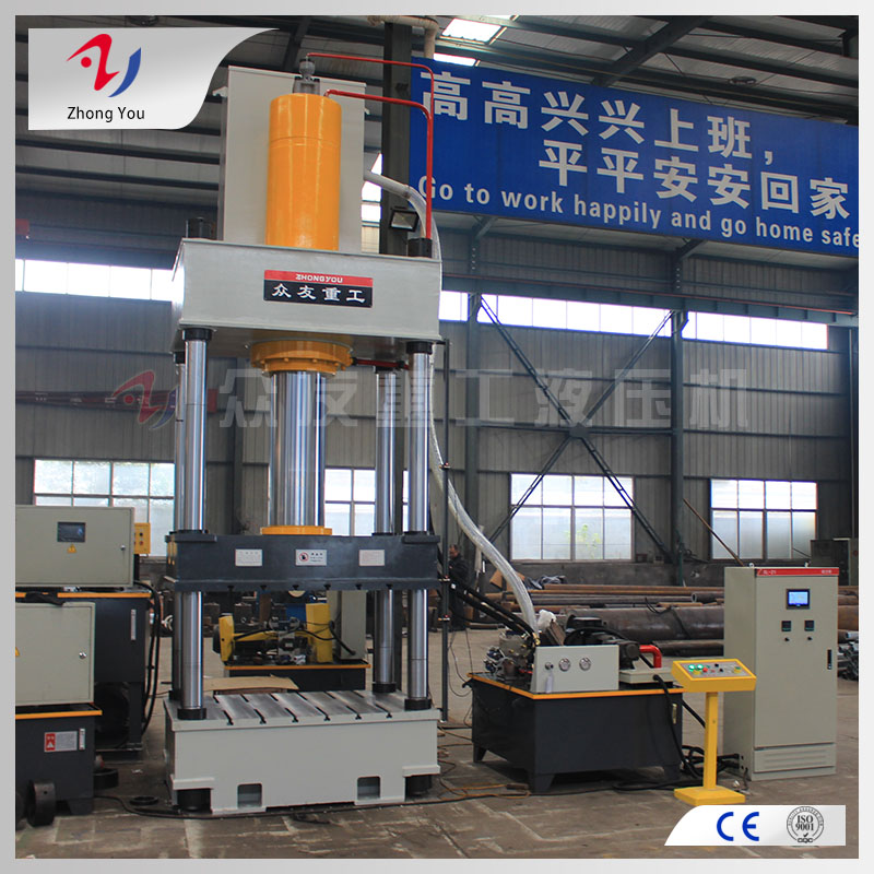 四柱(zhu)液(ye)壓(ya)機 四柱(zhu)液(ye)壓(ya)機(ji)