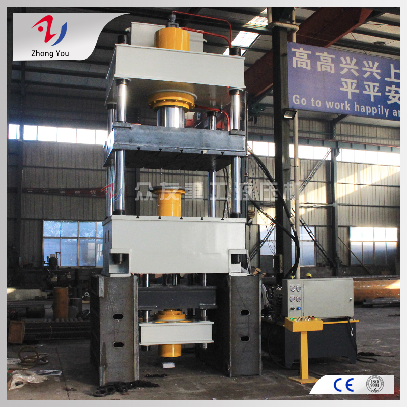 四柱(zhu)液壓(ya)機