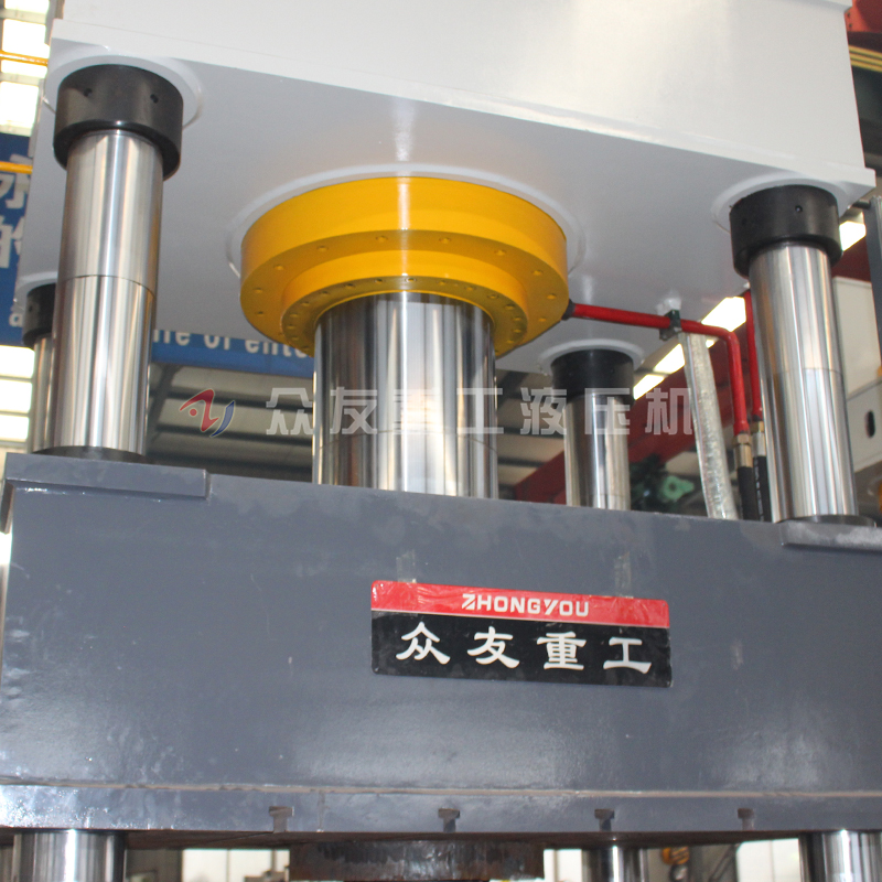 630噸金(jin)屬成(cheng)型液壓機 630t拉(la)伸(shen)機_四(si)柱油壓機(ji)