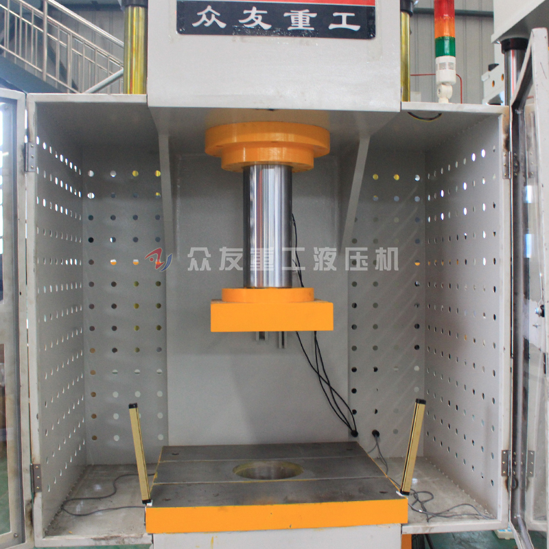 100T帶PLC風冷(leng)防護罩單(dan)臂(bi)液(ye)壓機 100T單柱油壓(ya)機