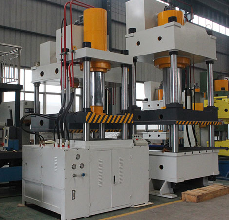 200噸連(lian)體(ti)拉(la)伸機 200T拉(la)伸成(cheng)型(xing)液(ye)壓(ya)機