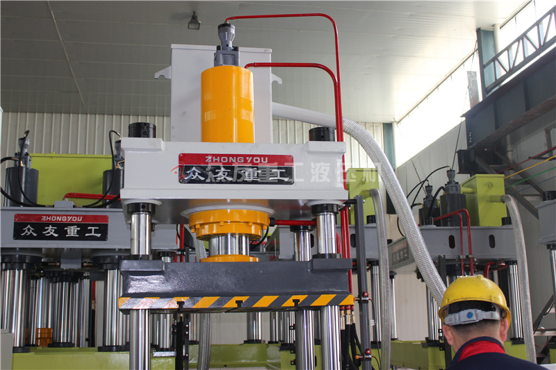 100噸四(si)柱液壓(ya)機(ji) 100噸(dun)拉(la)伸(shen)成型(xing)油壓機