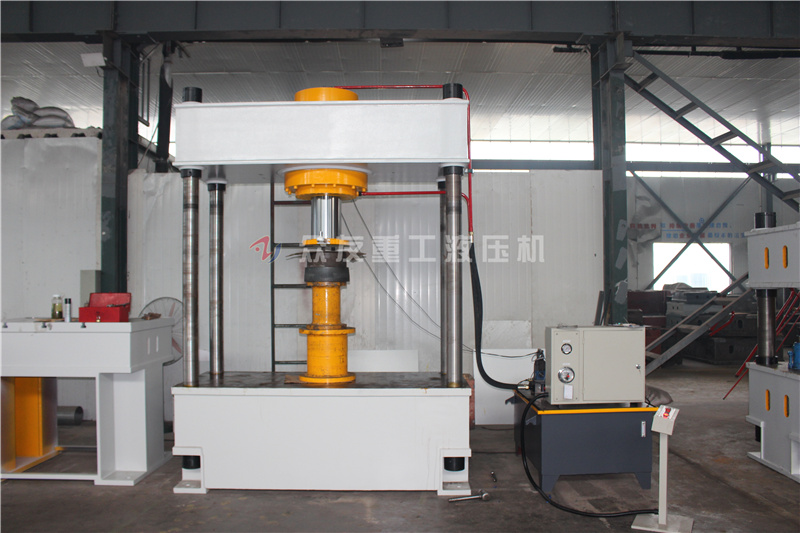 400噸多(duo)功(gong)能(neng)液(ye)壓(ya)機(ji) 400T兩(liang)樑四(si)柱(zhu)油(you)壓(ya)機(ji)