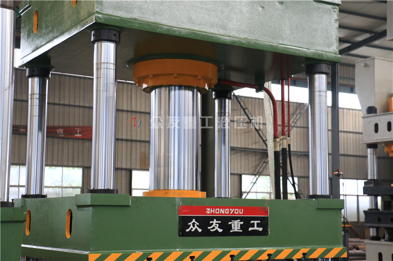 315噸三樑四(si)柱(zhu)液壓(ya)機(ji) 315T冷(leng)壓成(cheng)型油壓機(ji)